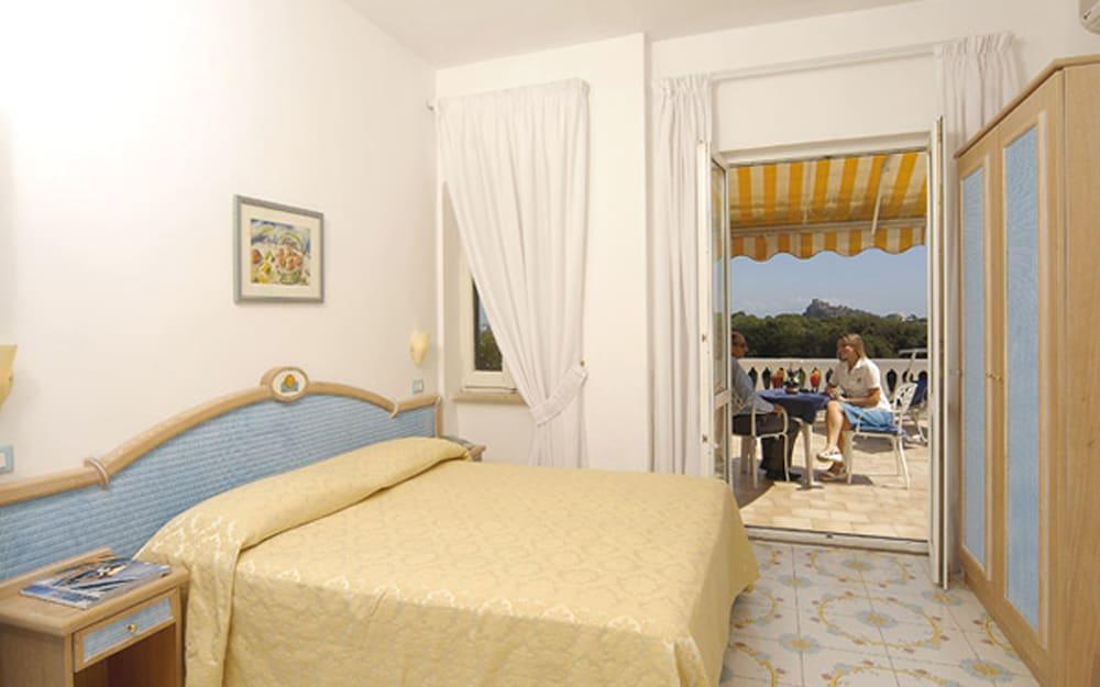 Hotel Bellevue Benessere & Relax Искья Экстерьер фото