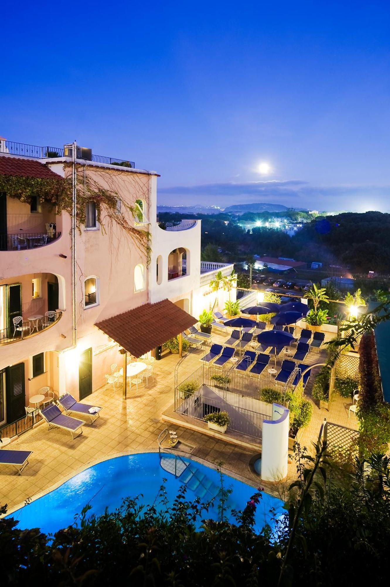 Hotel Bellevue Benessere & Relax Искья Экстерьер фото