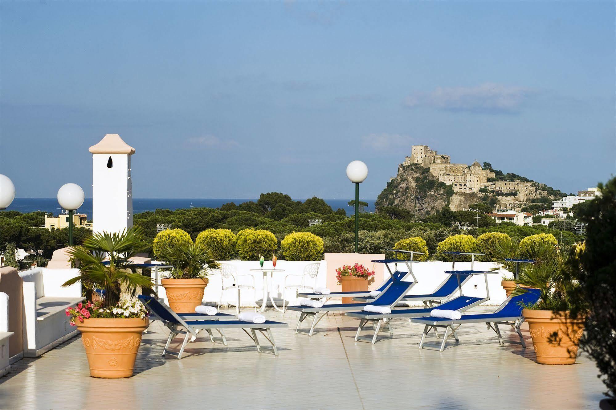 Hotel Bellevue Benessere & Relax Искья Экстерьер фото